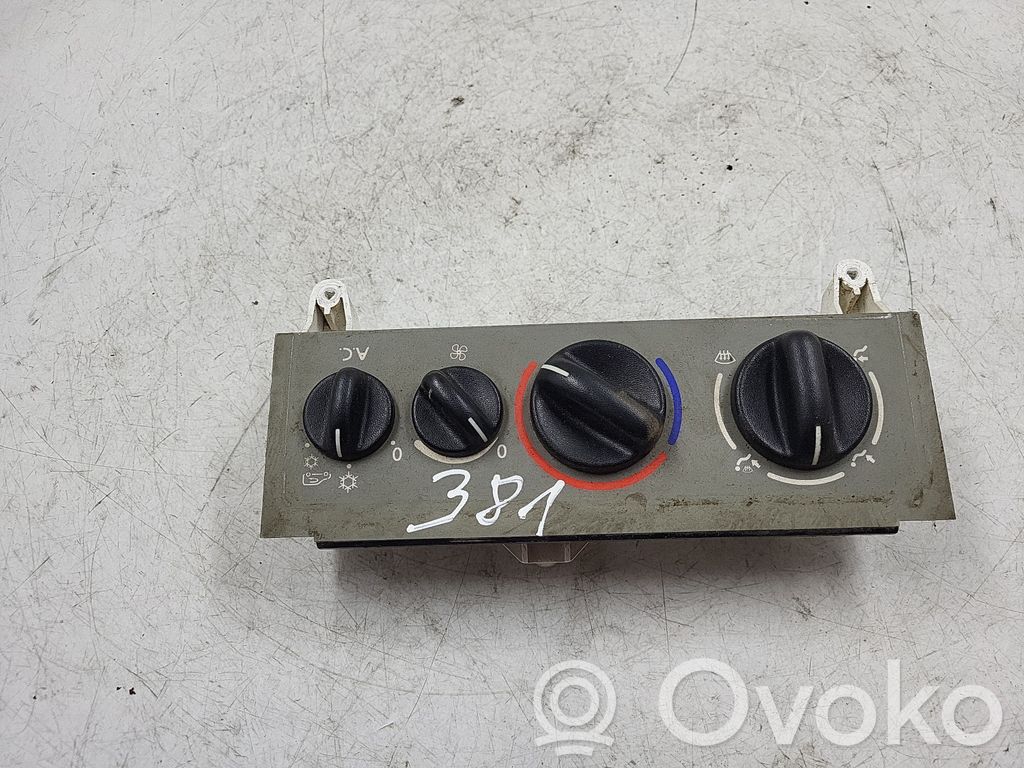 Renault Kangoo I Climate control unit 