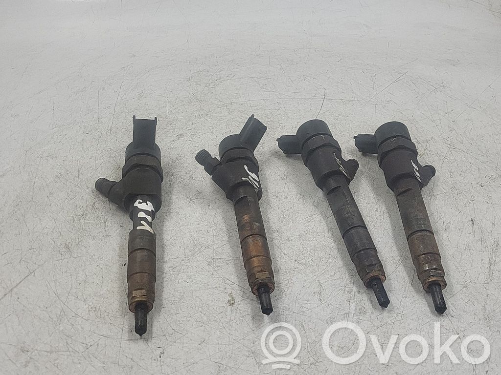 Renault Kangoo I Juego de inyectores de combustible 