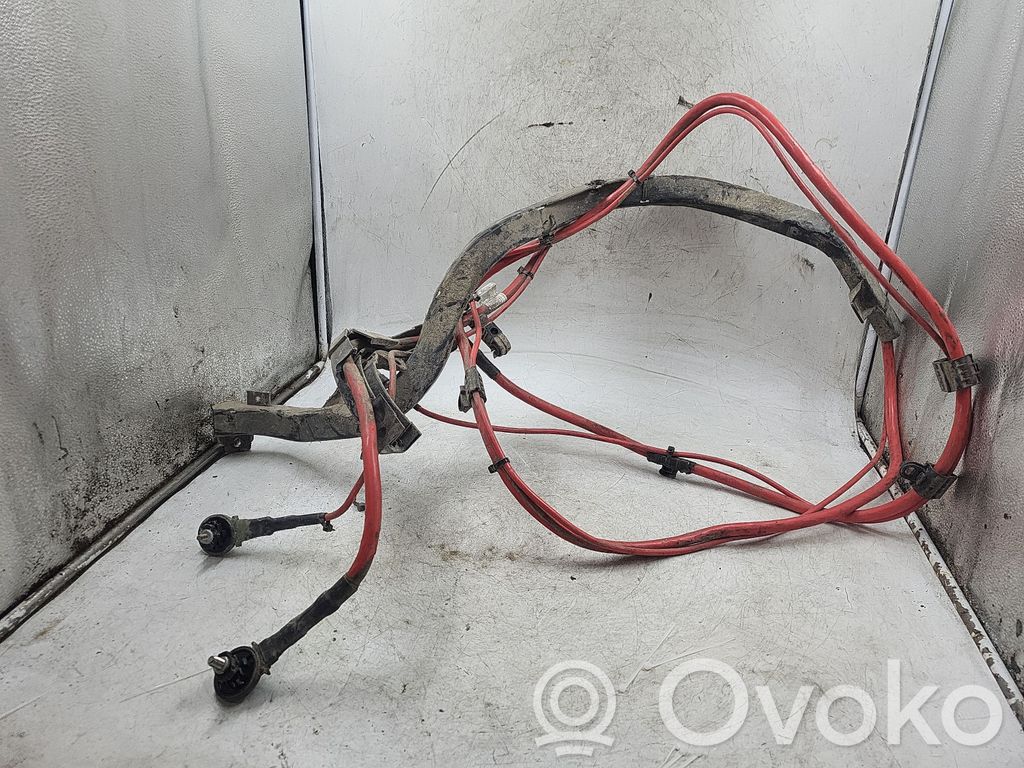 BMW 3 E90 E91 Positive cable (battery) 