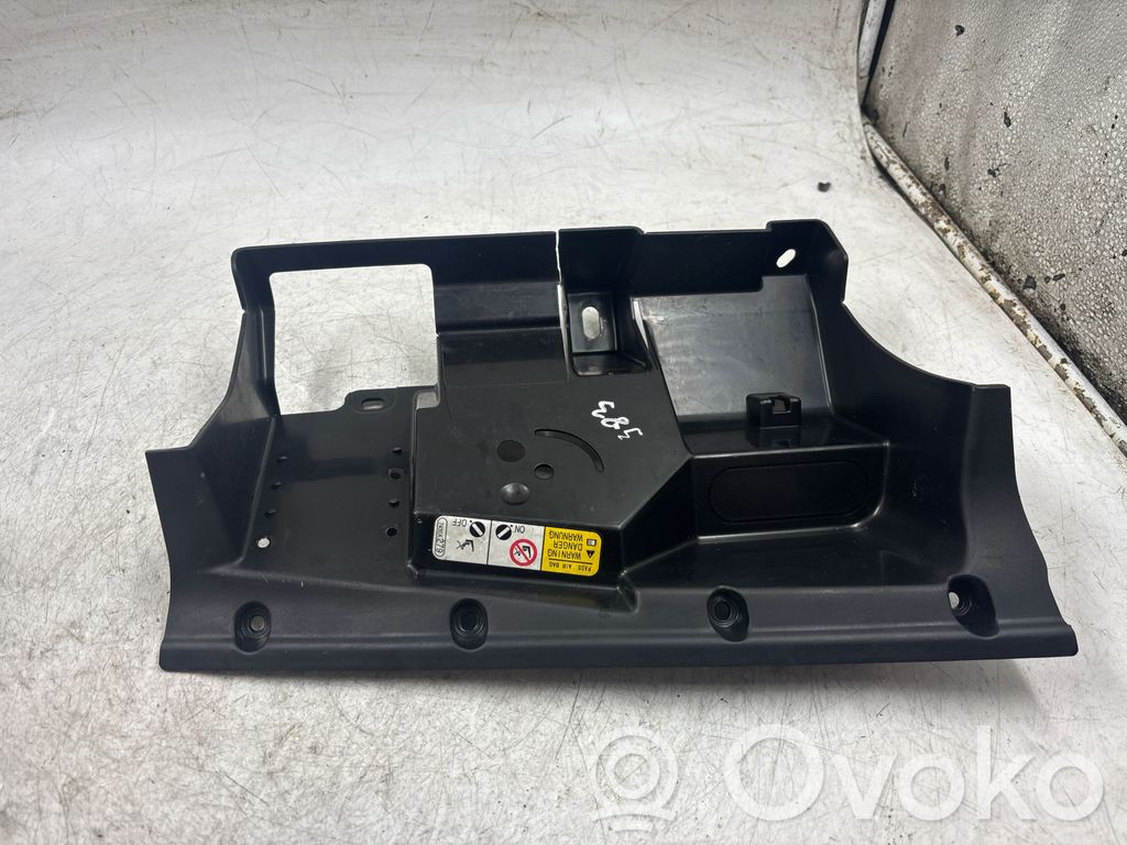 Mitsubishi Lancer X Otras partes del panel de instrumentos 