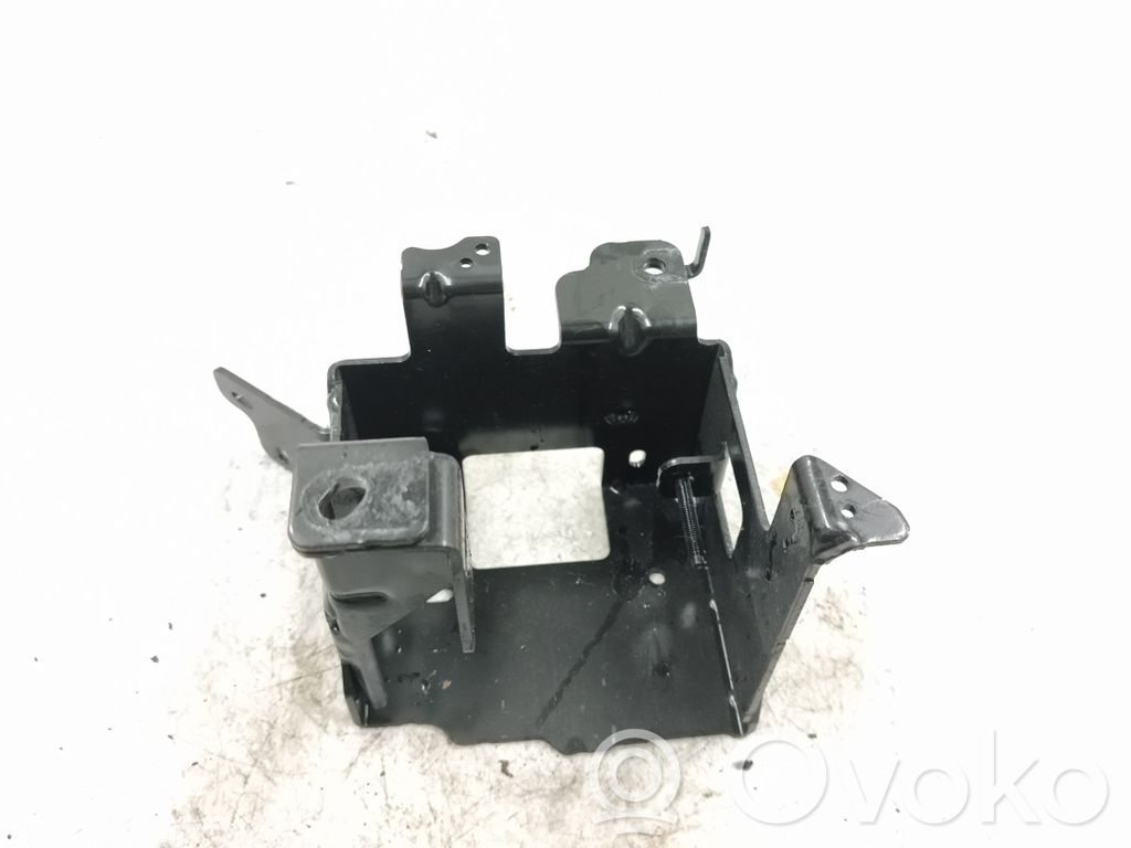 Opel Corsa F Muu moottoritilan osa 