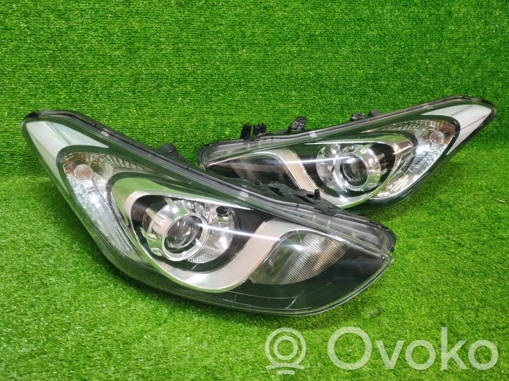 Hyundai i30 Set faruri 