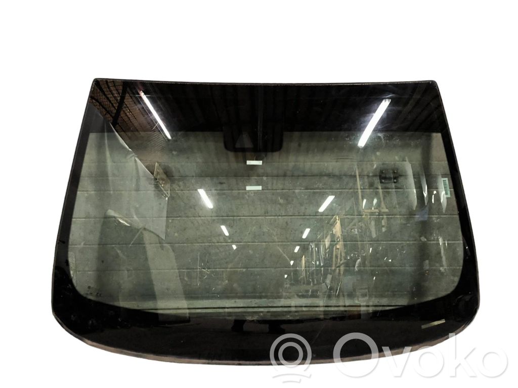 Front windscreen/windshield window   DOT748AS1M531
