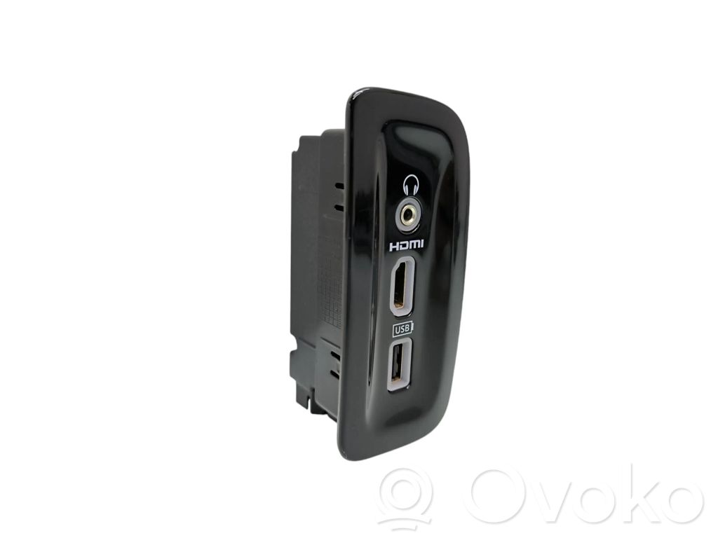 USB socket connector   68229844AC,53408466,33337801