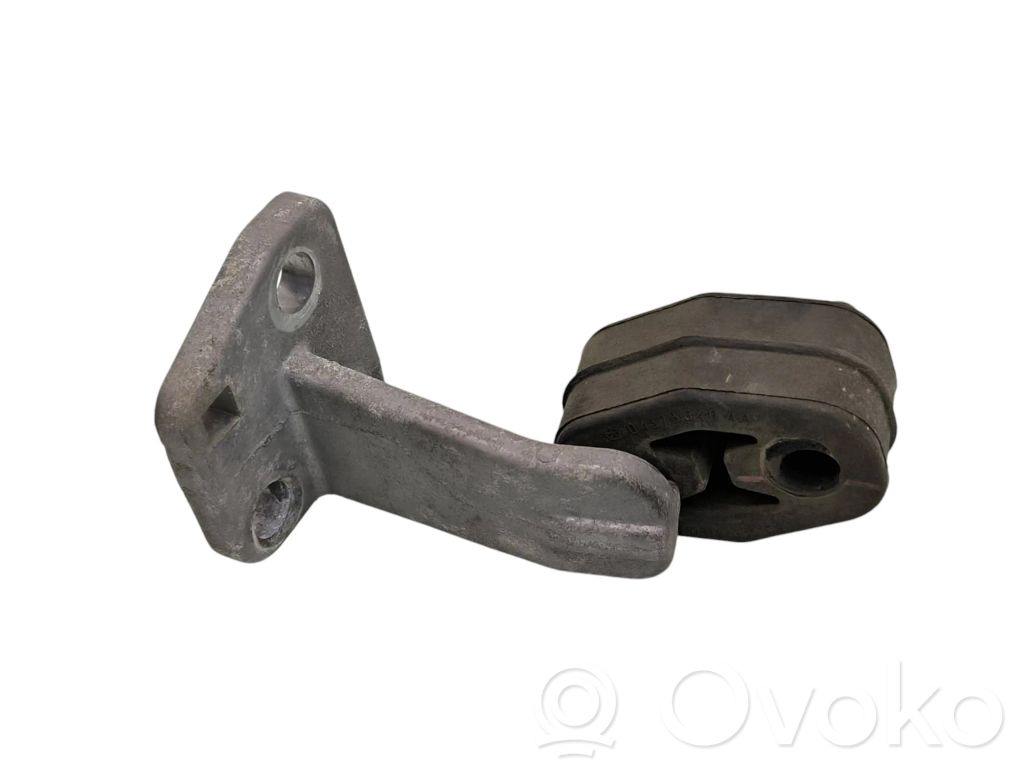 Chrysler Pacifica Muffler mount bracket/holder 