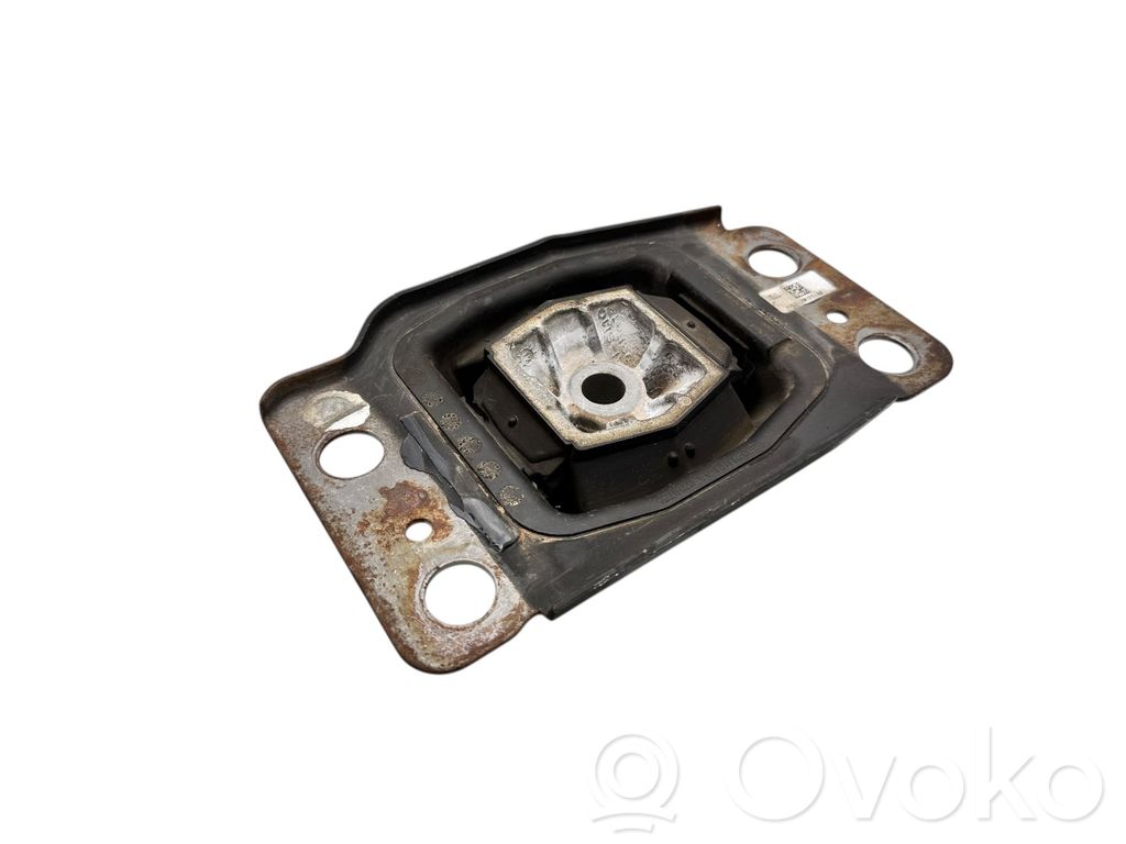 Ford Edge II Engine mount bracket 