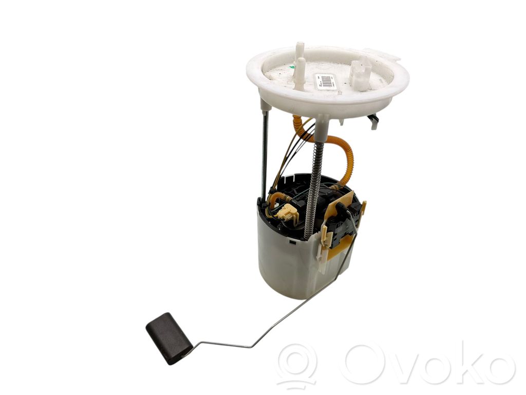 Volvo XC40 Bomba interna de combustible 