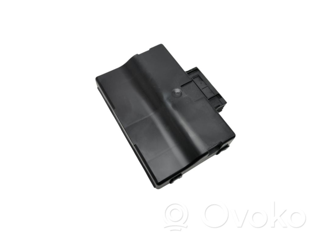 Audi A8 S8 D4 4H Gateway control module 