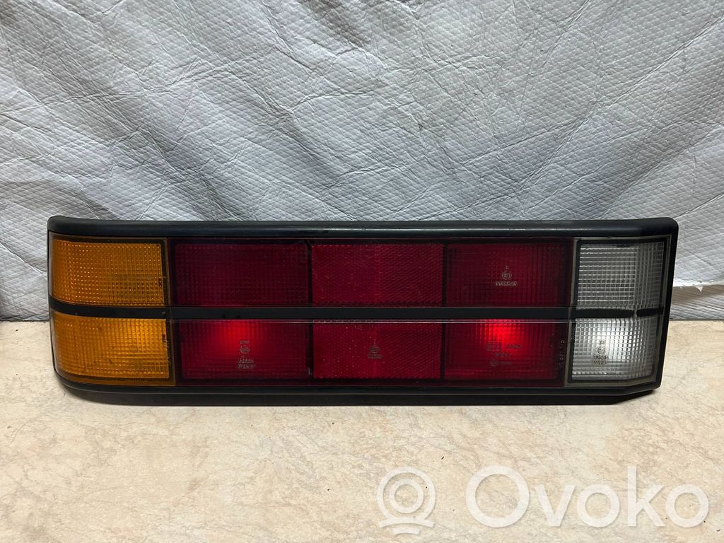 Opel Commodore C Galinis žibintas kėbule 