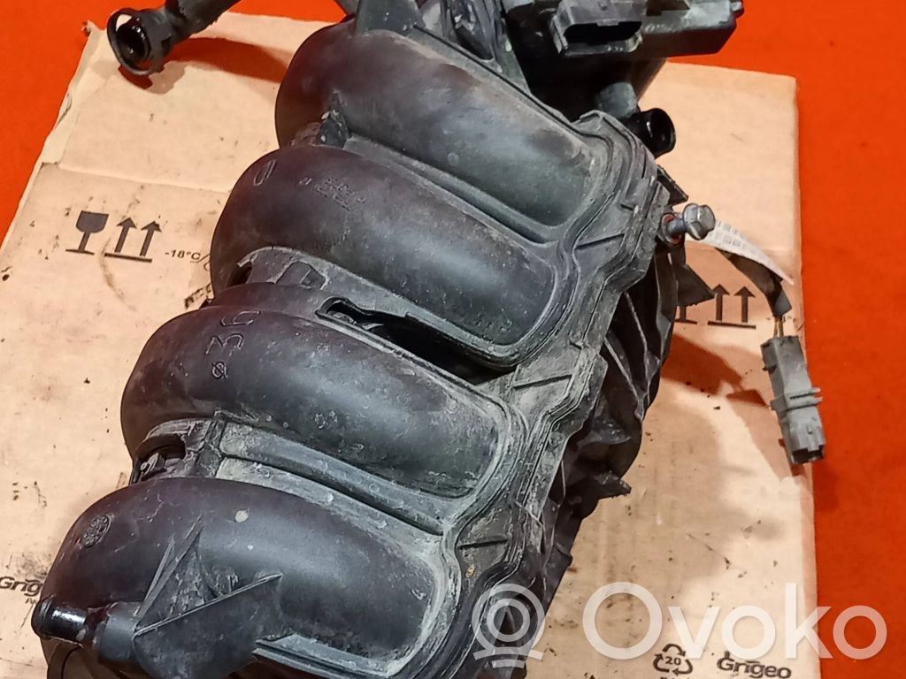 Kolektor ssący   V756876980,756876899,767669780,0261230136,V753981180,V75398118004