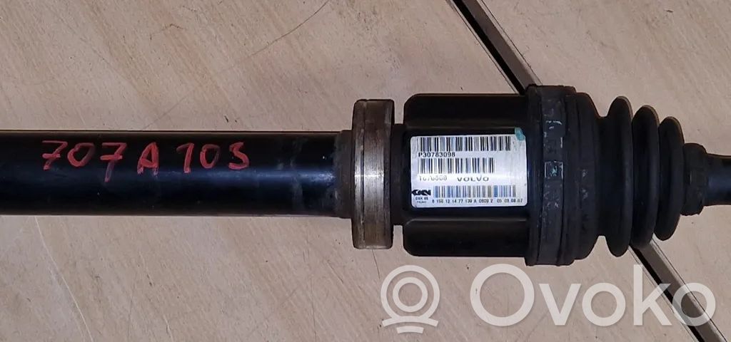 Volvo V70 Priekinis pusašis 