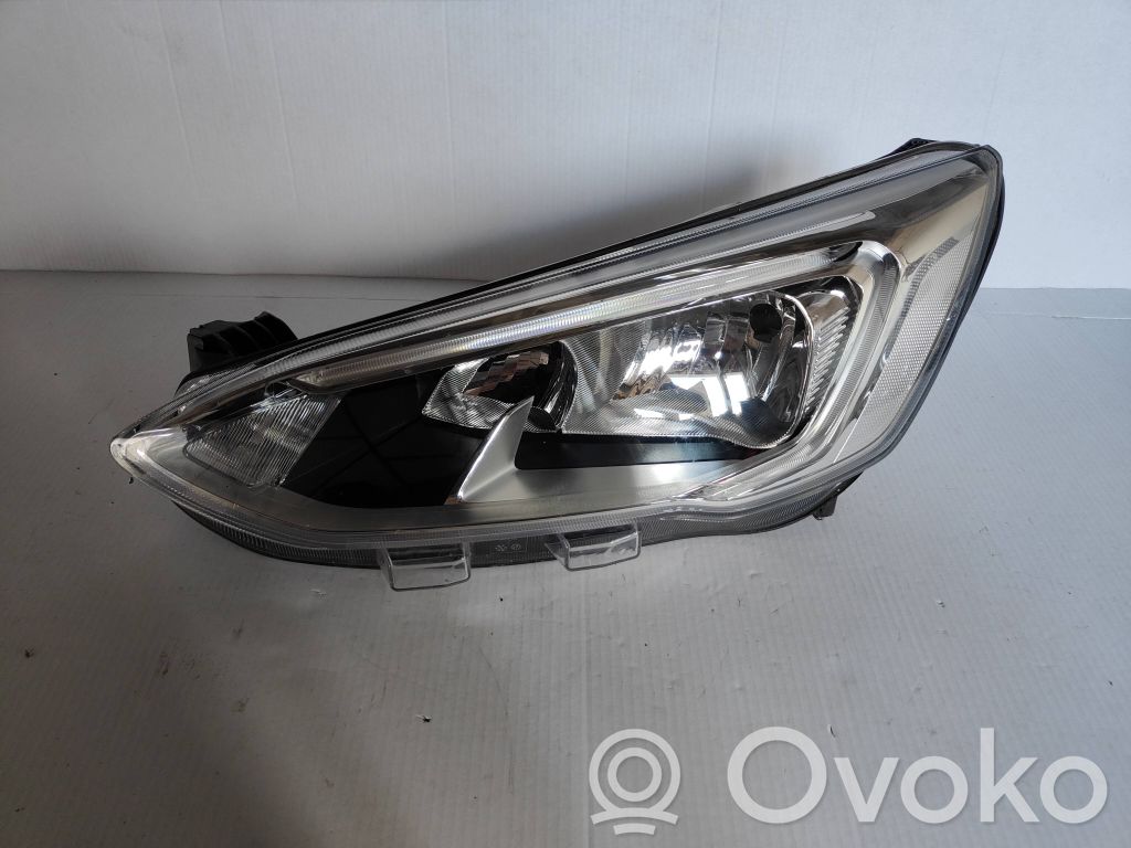 Ford Focus Headlight/headlamp 