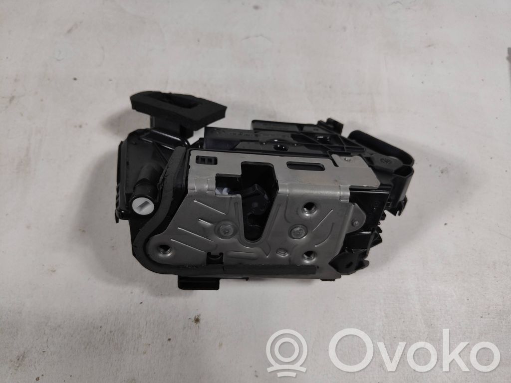 Skoda Fabia Mk3 (NJ) Front door lock 