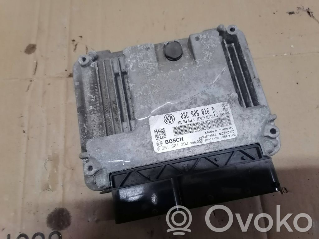 Engine control unit/module   03C906016D,0261S04392
