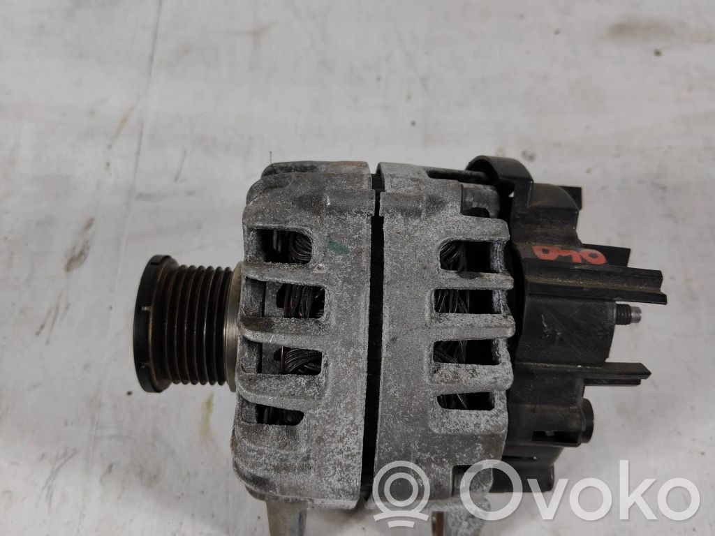 Renault Megane IV Ģenerators 