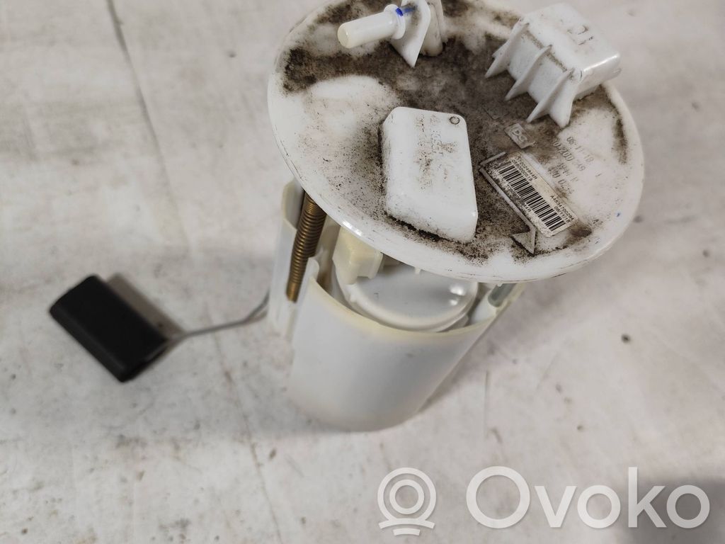 Renault Twingo III In-tank fuel pump 