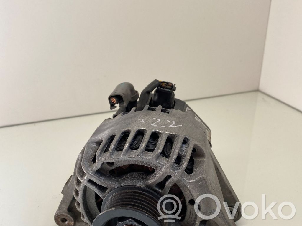 Toyota Avensis T250 Alternador 