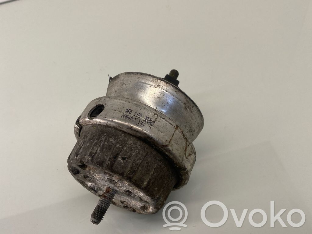 Audi A6 S6 C6 4F Engine mount bracket 