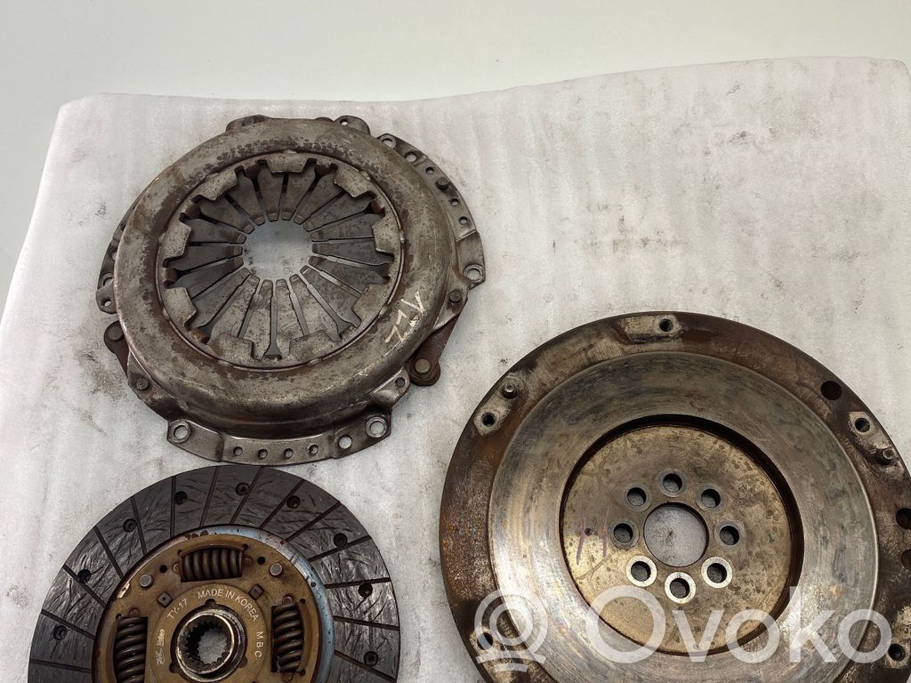 Toyota Avensis T250 Clutch set kit 