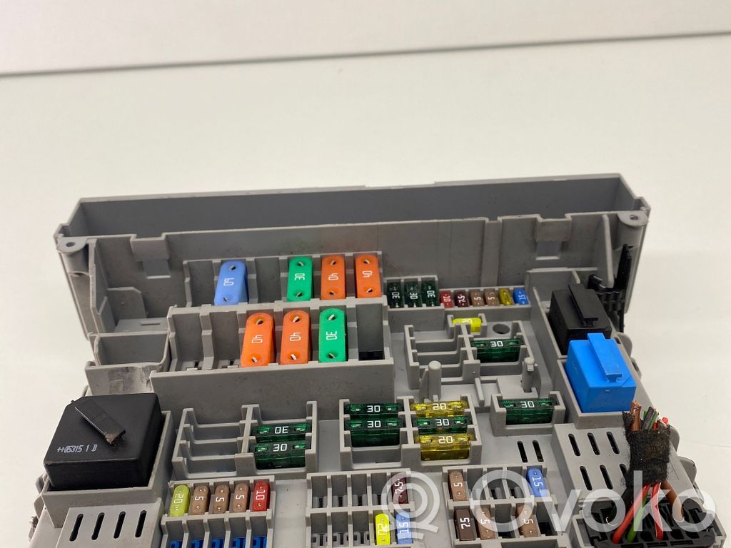 BMW 3 E90 E91 Fuse box set 