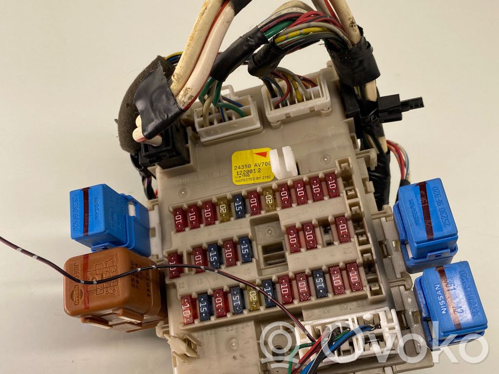 Nissan Almera N16 Fuse box set 