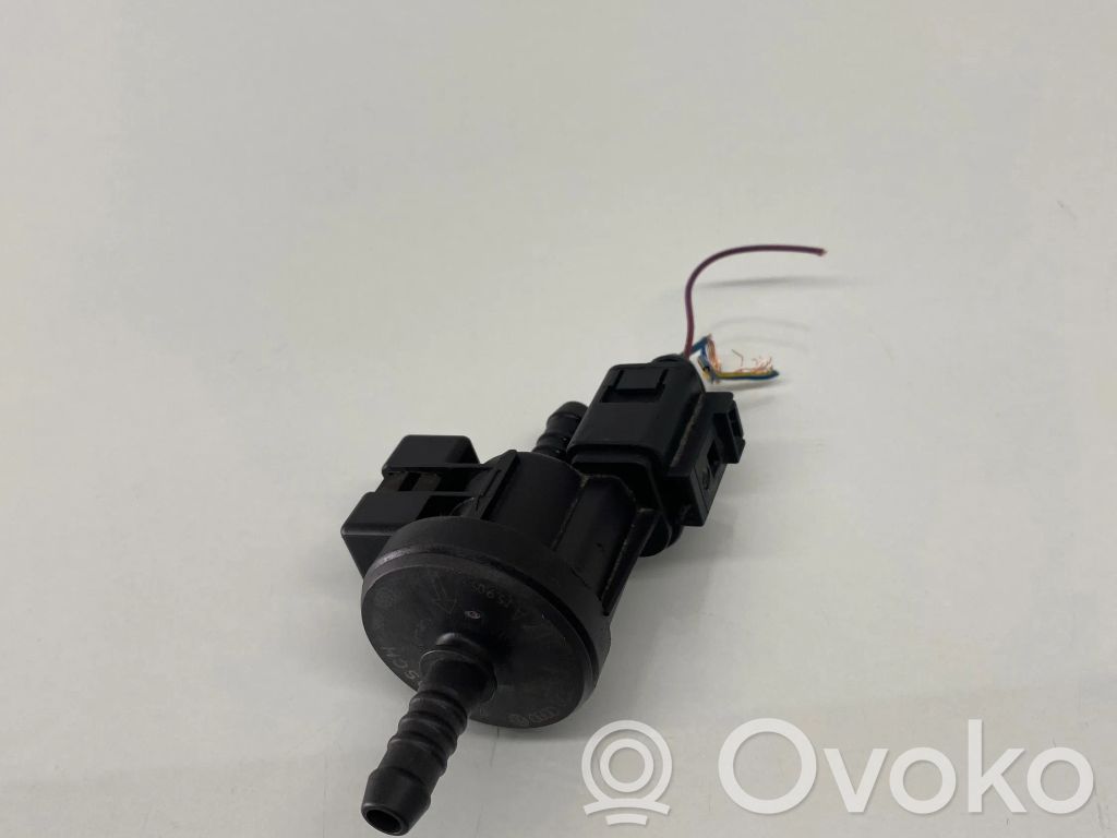 Audi A6 S6 C6 4F Válvula de vacío 