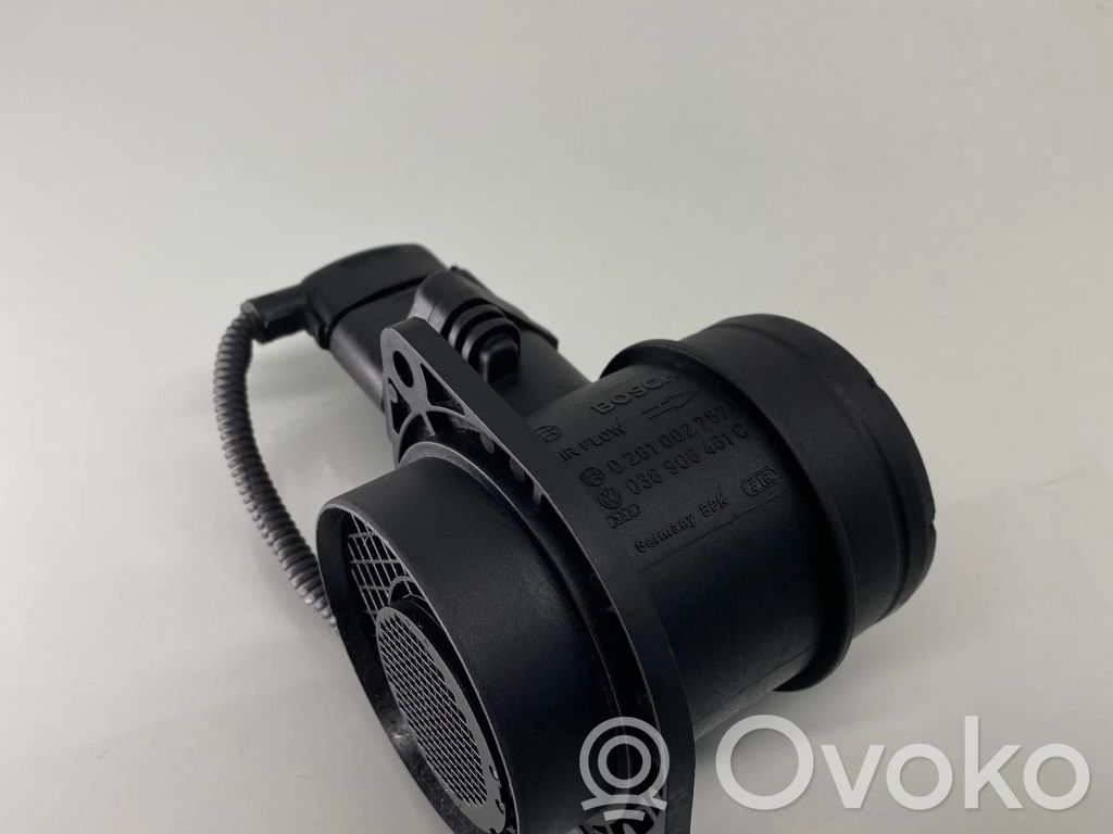 Volkswagen Golf IV Mass air flow meter 