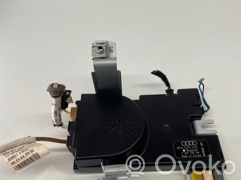 Audi A3 S3 8P Antenos stiprintuvas 