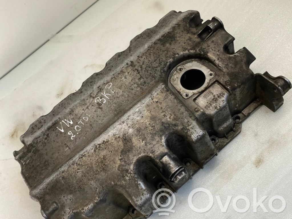 Volkswagen PASSAT B6 Miska olejowa 