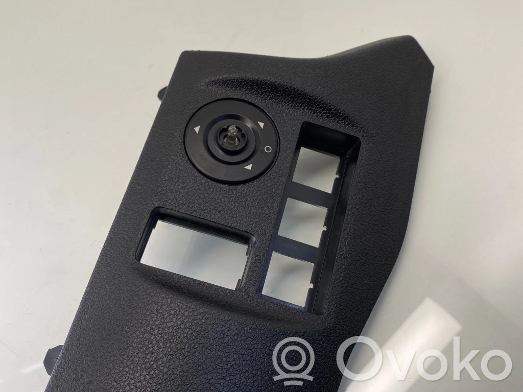 Peugeot Partner Mirror switch trim 
