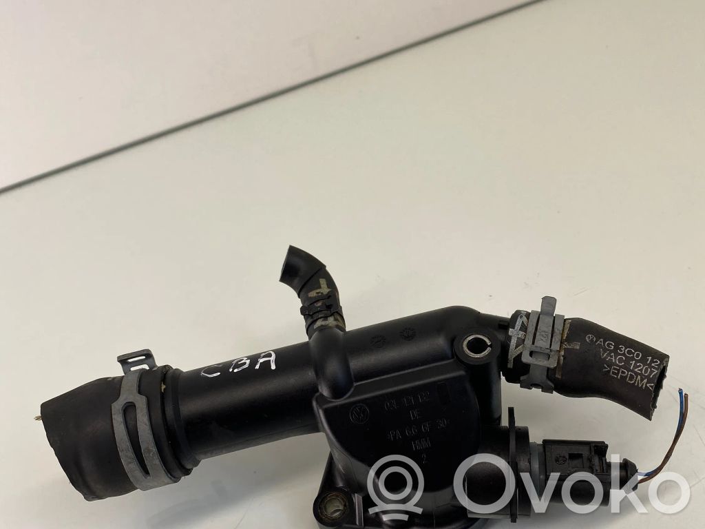 Volkswagen PASSAT B6 Thermostat/thermostat housing 