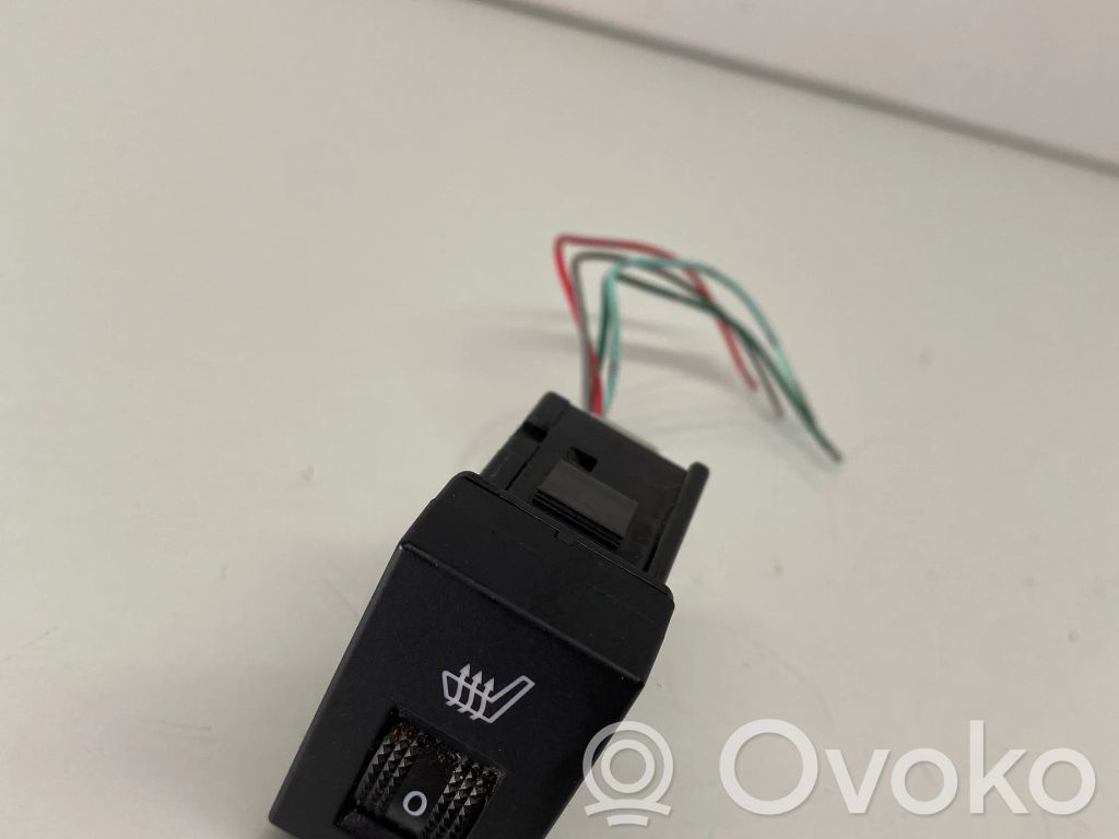 Mazda 3 II Seat heating switch 