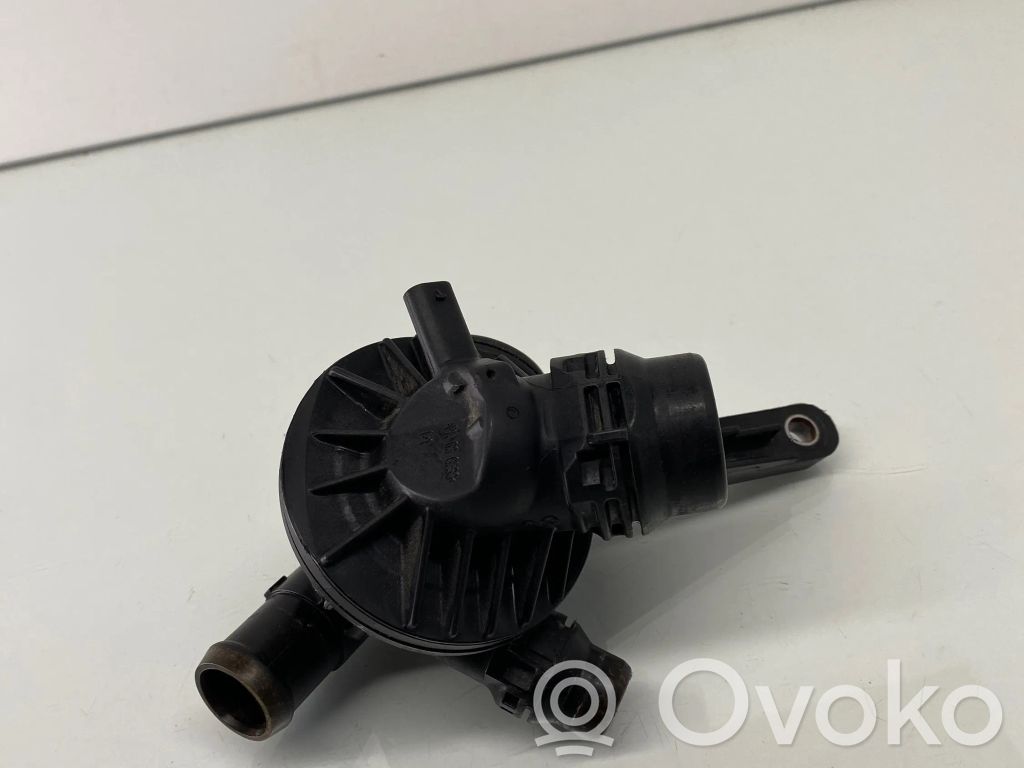 BMW 1 F20 F21 Thermostat/thermostat housing 