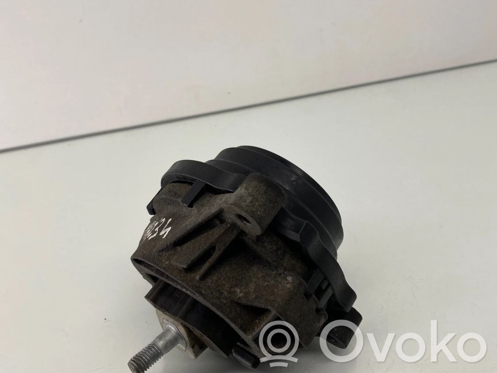 BMW 3 GT F34 Engine mount bracket 