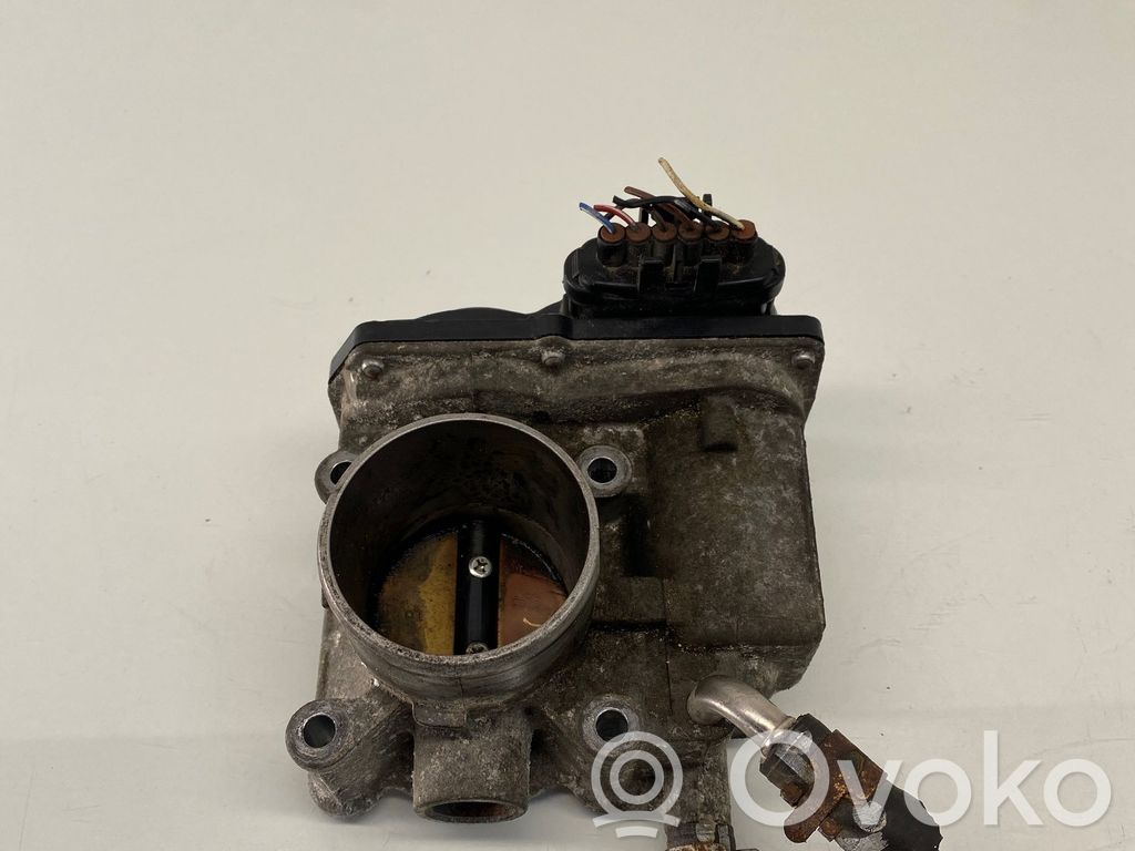 Toyota Avensis T250 Throttle valve 