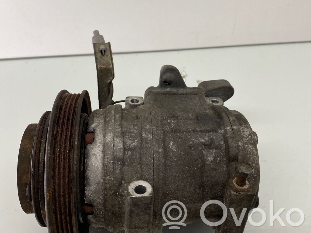 Toyota Avensis T220 Air conditioning (A/C) compressor (pump) 