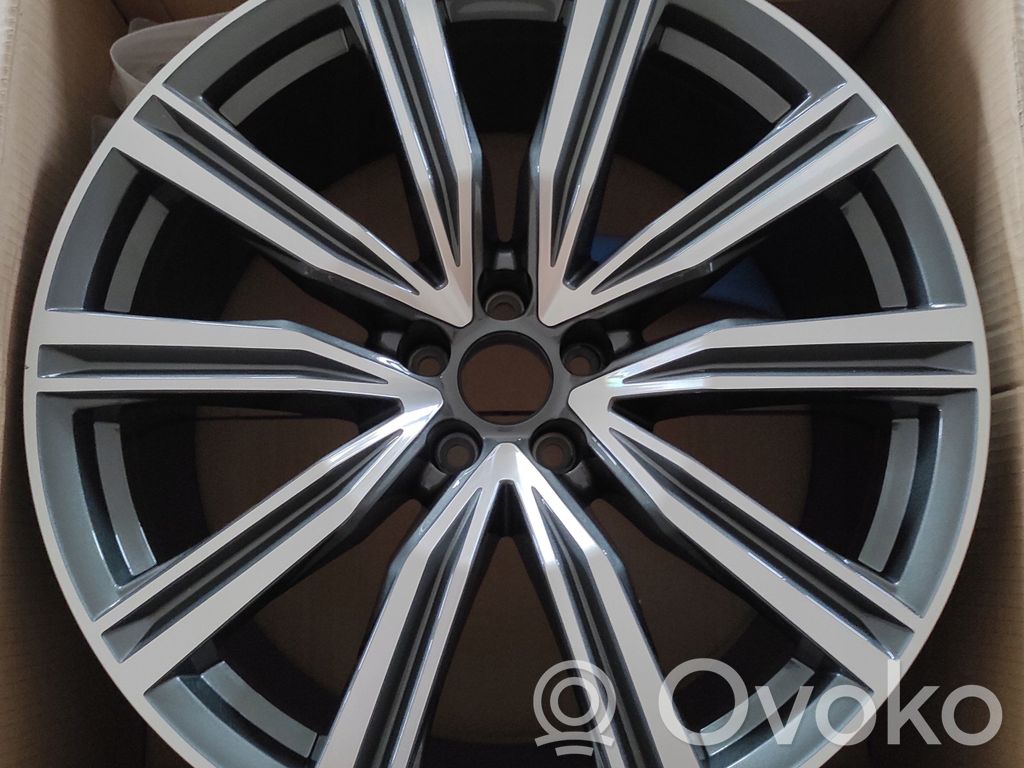 Audi Q8 R21-alumiinivanne 