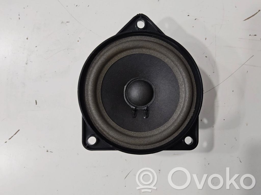 Porsche Macan (95B) Front door speaker 