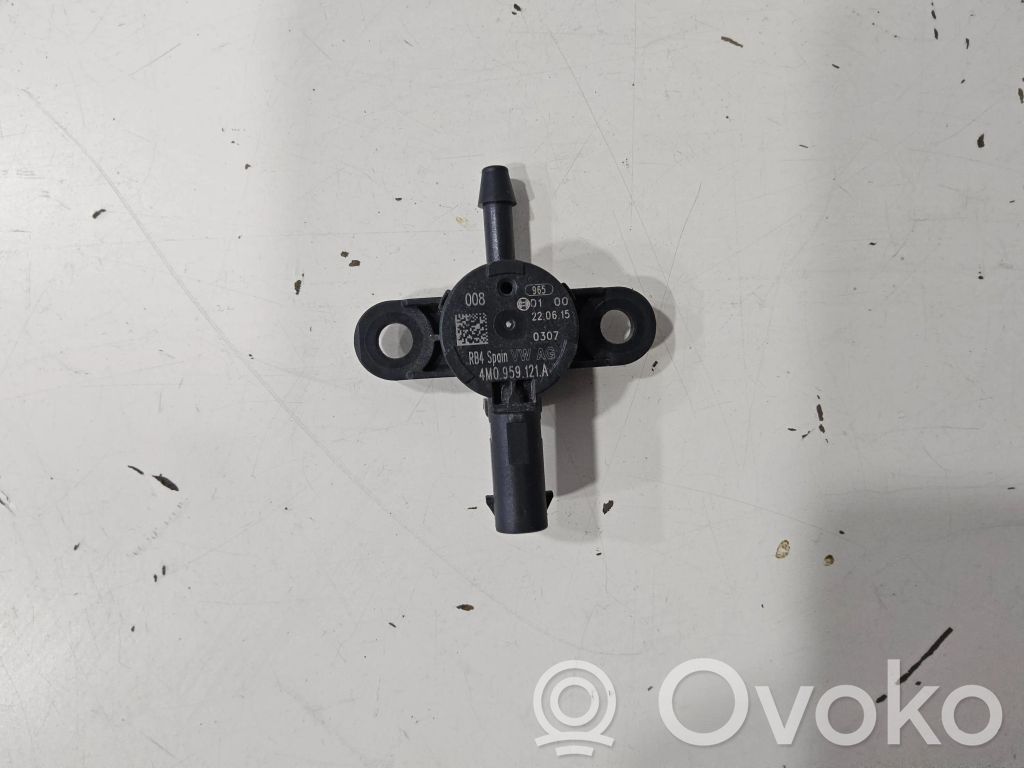 Audi Q7 4M Airbagsensor Crashsensor Drucksensor 