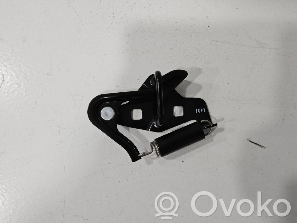 Ford Mustang VI Loading door lock loop/hook striker 