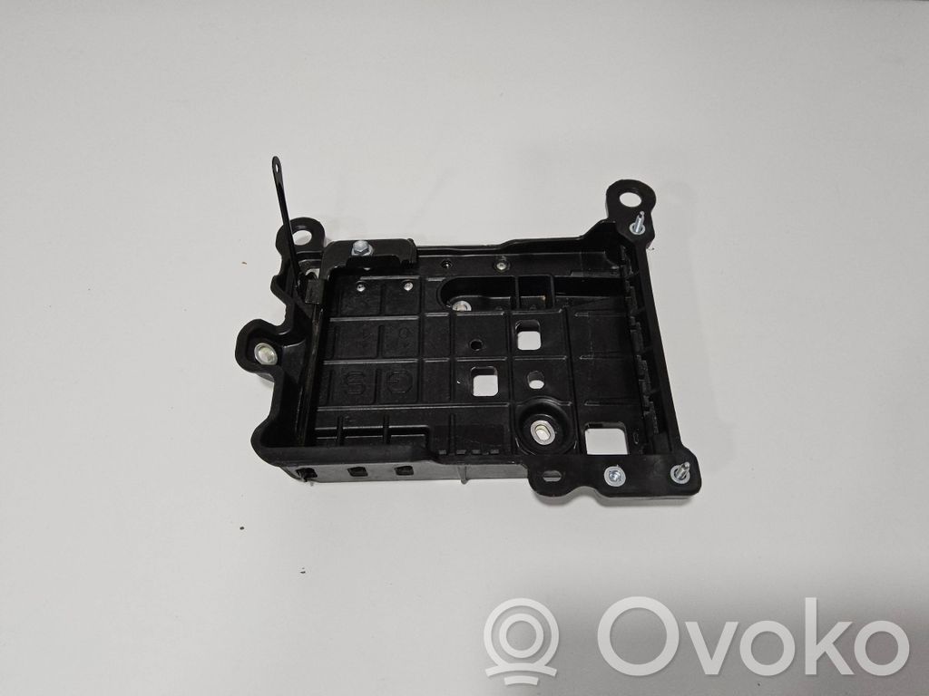 Toyota Aygo X Podstawa / Obudowa akumulatora 