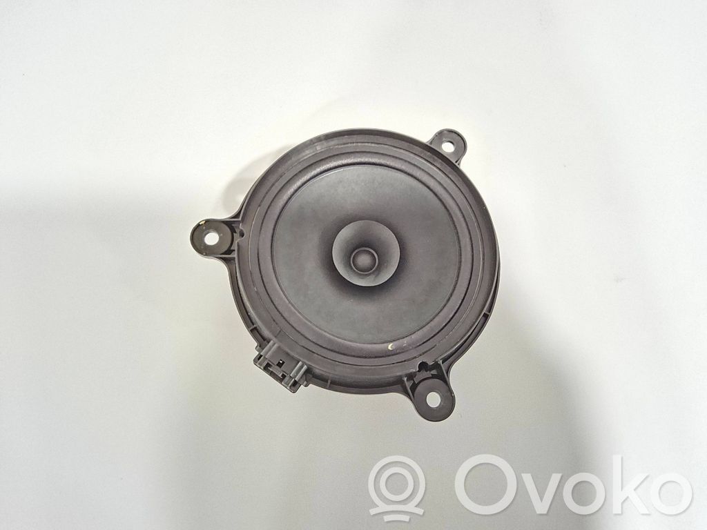 Mazda 2 Rear door speaker 