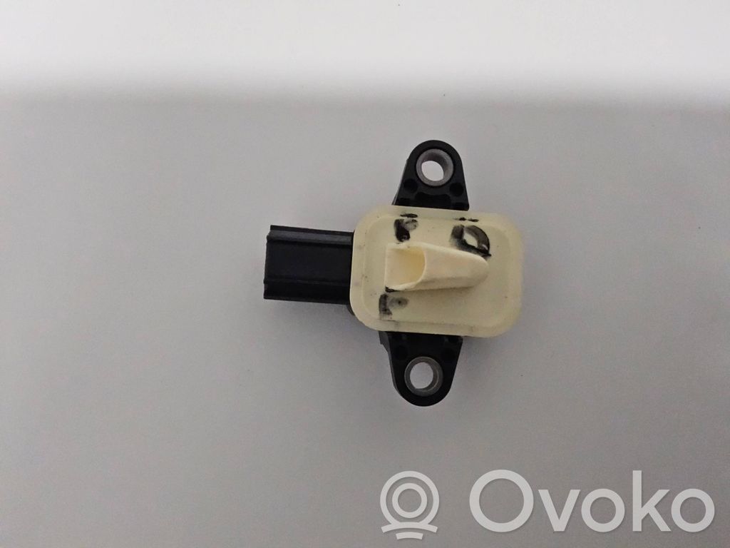 Mazda 2 Airbag deployment crash/impact sensor 