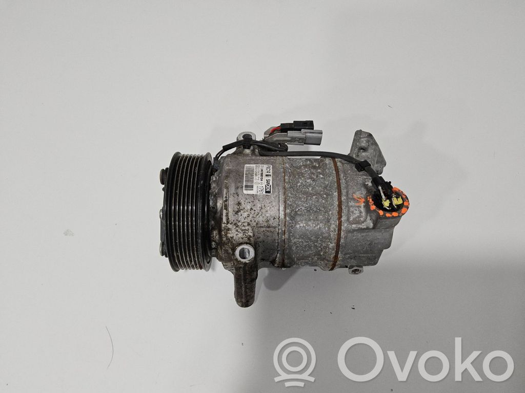 Renault Megane IV Air conditioning (A/C) compressor (pump) 