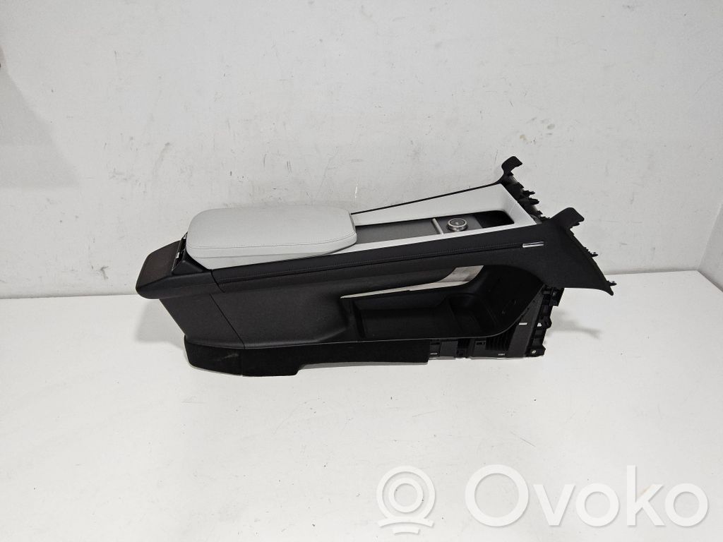 Polestar 4 Consola central 