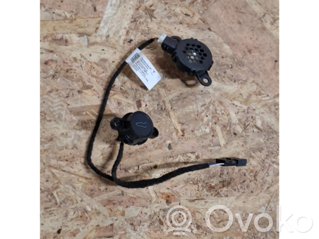 Tesla Model 3 Tailgate/trunk wiring harness 