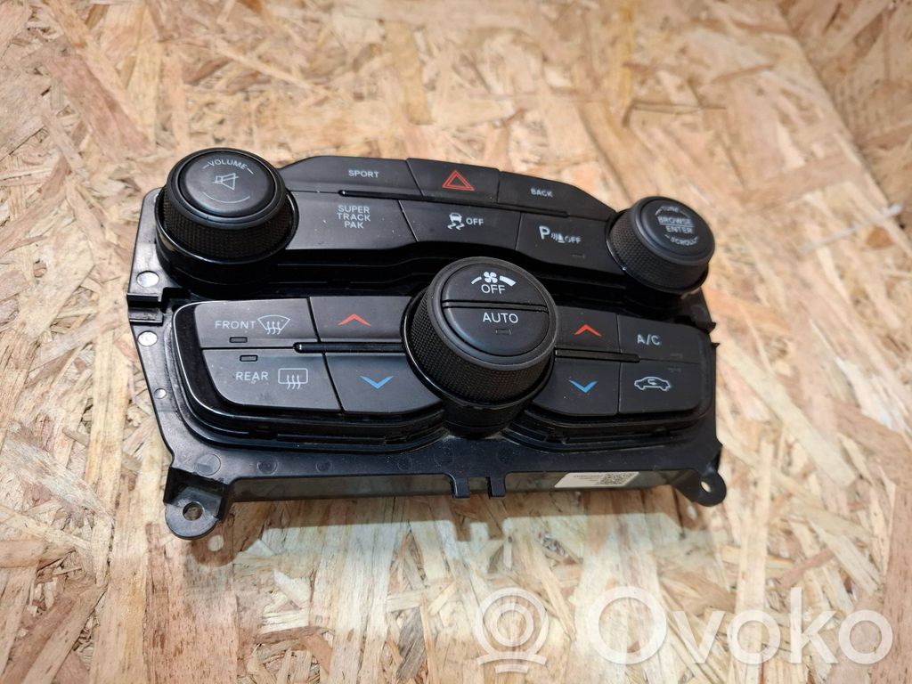 Dodge Challenger Climate control unit 