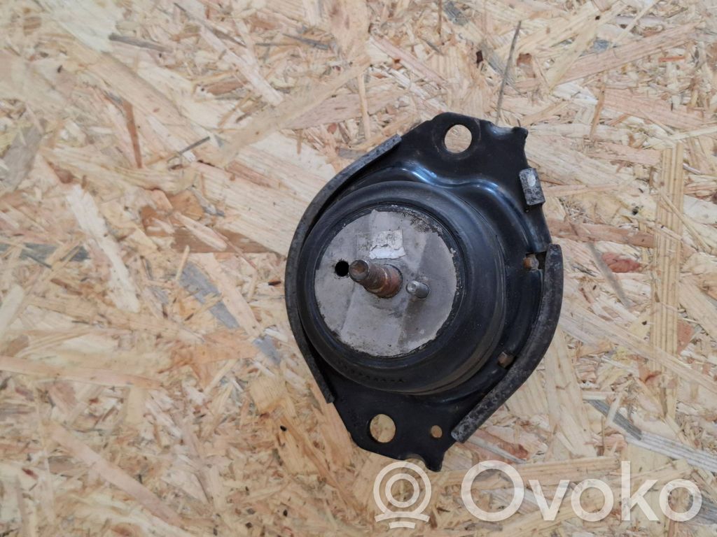 Dodge Charger Engine mount bracket 