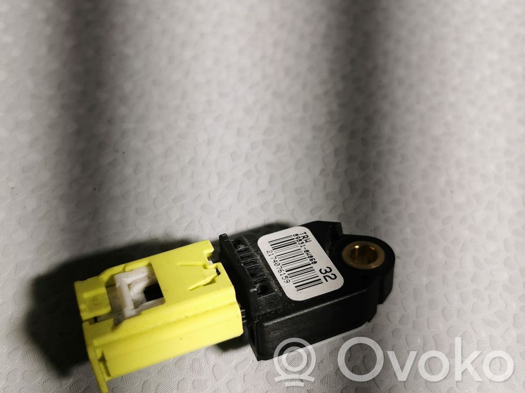 Toyota Avensis T270 Airbag deployment crash/impact sensor 