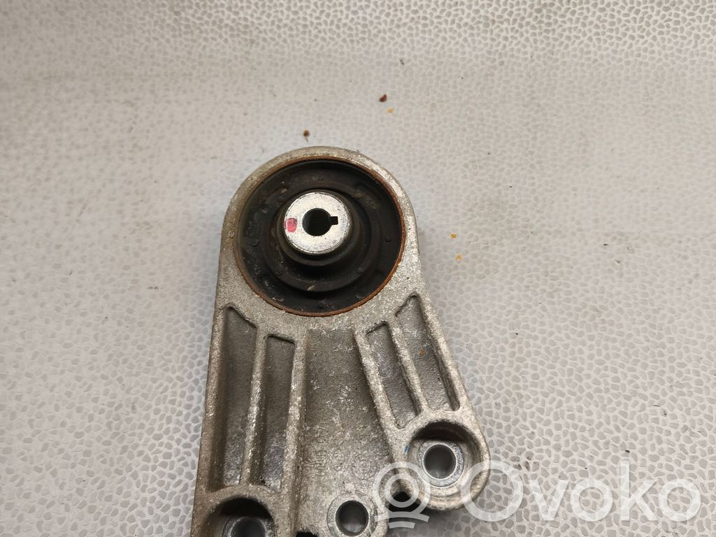 KIA EV6 Engine mount bracket 